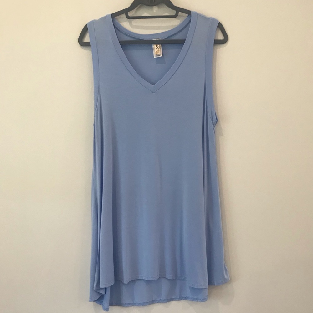 Lara Sleeveless Tunic Top